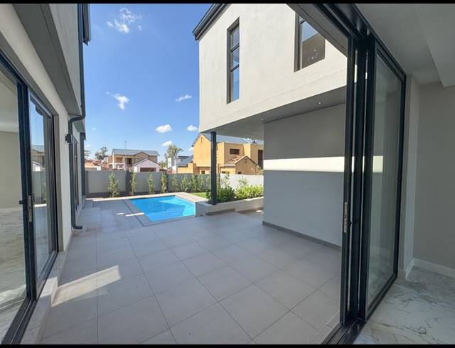 4 BEDROOM HOUSE FOR SALE IN FOUNTAINBROOK ESTATE